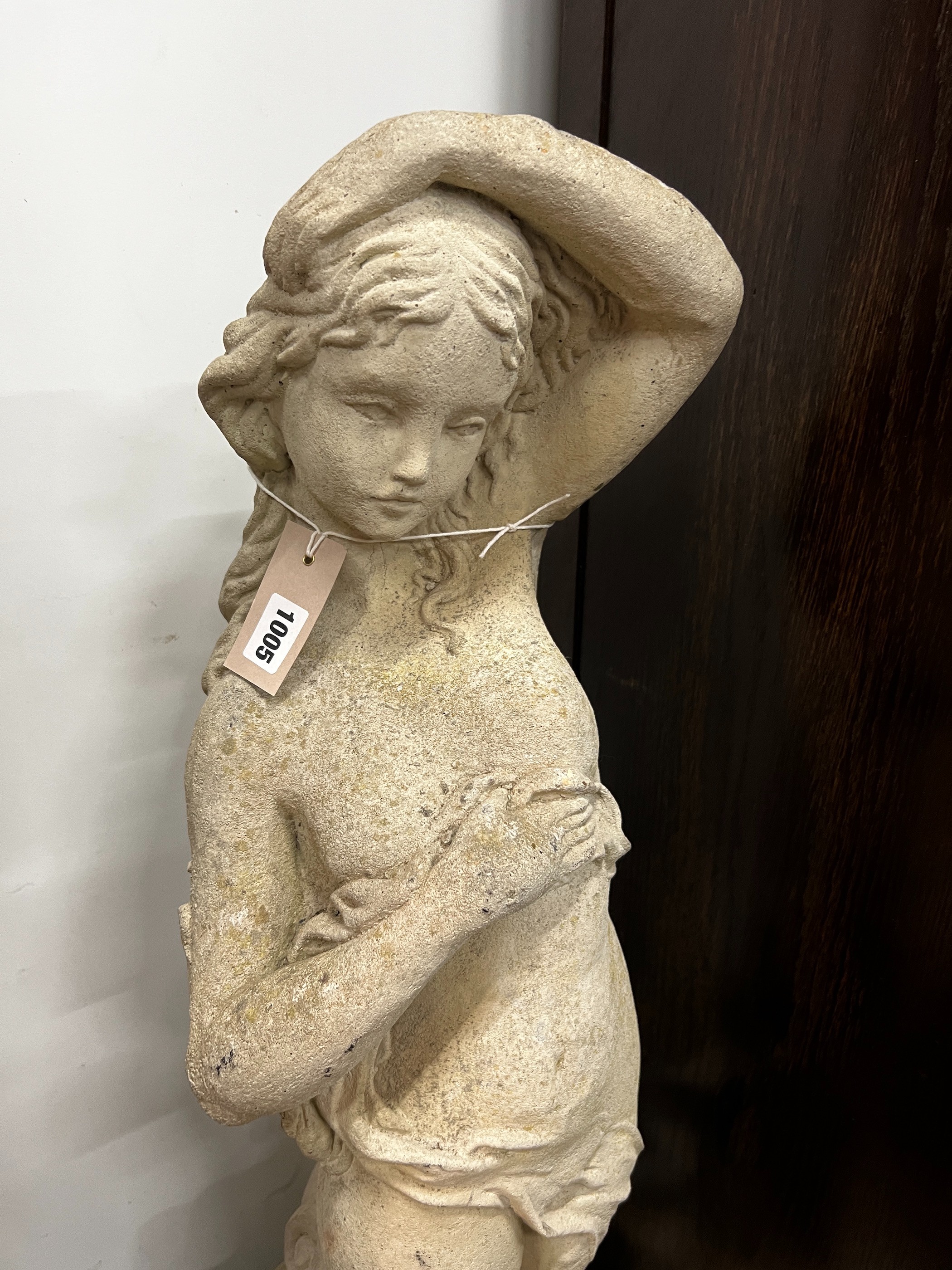 A reconstituted stone 'Venus' garden statue, height 109cm *Please note the sale commences at 9am.
